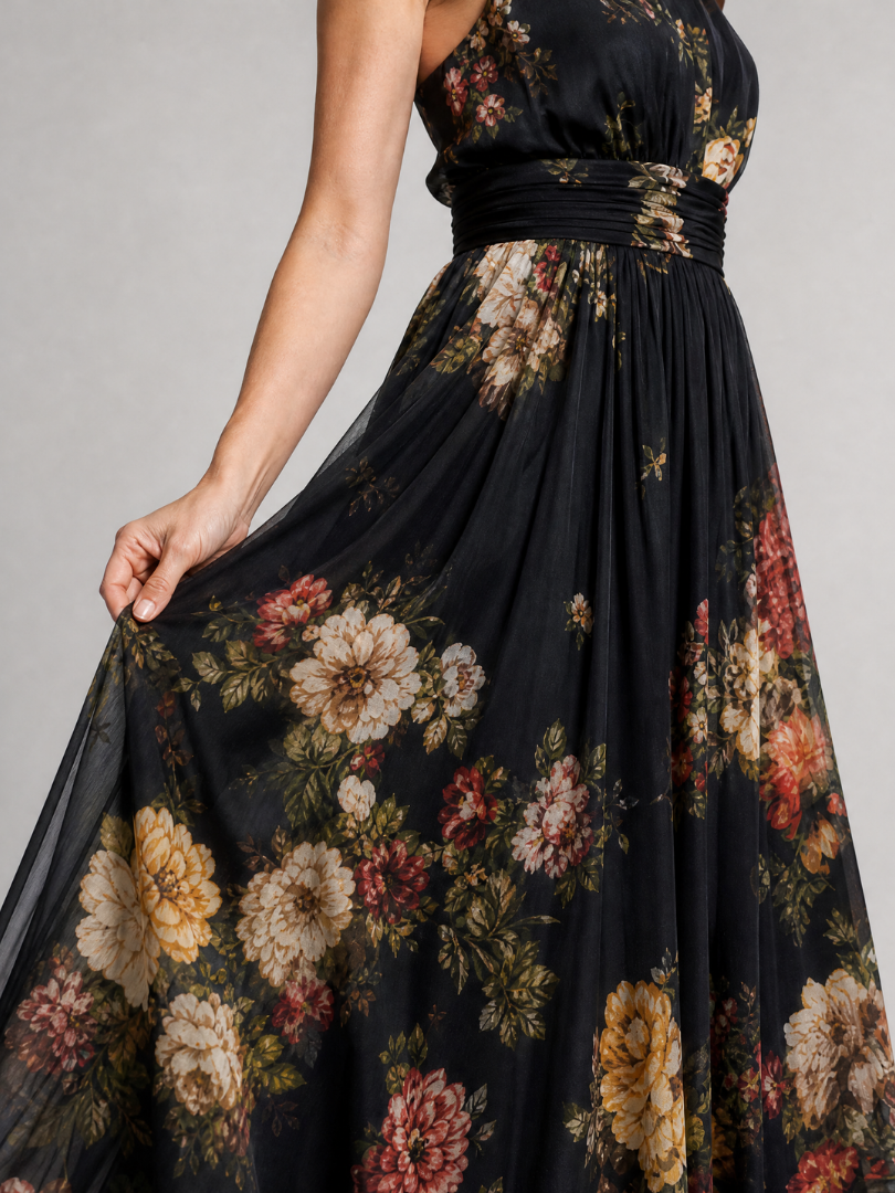 Penelope | Black Rose Print Maxi Dress