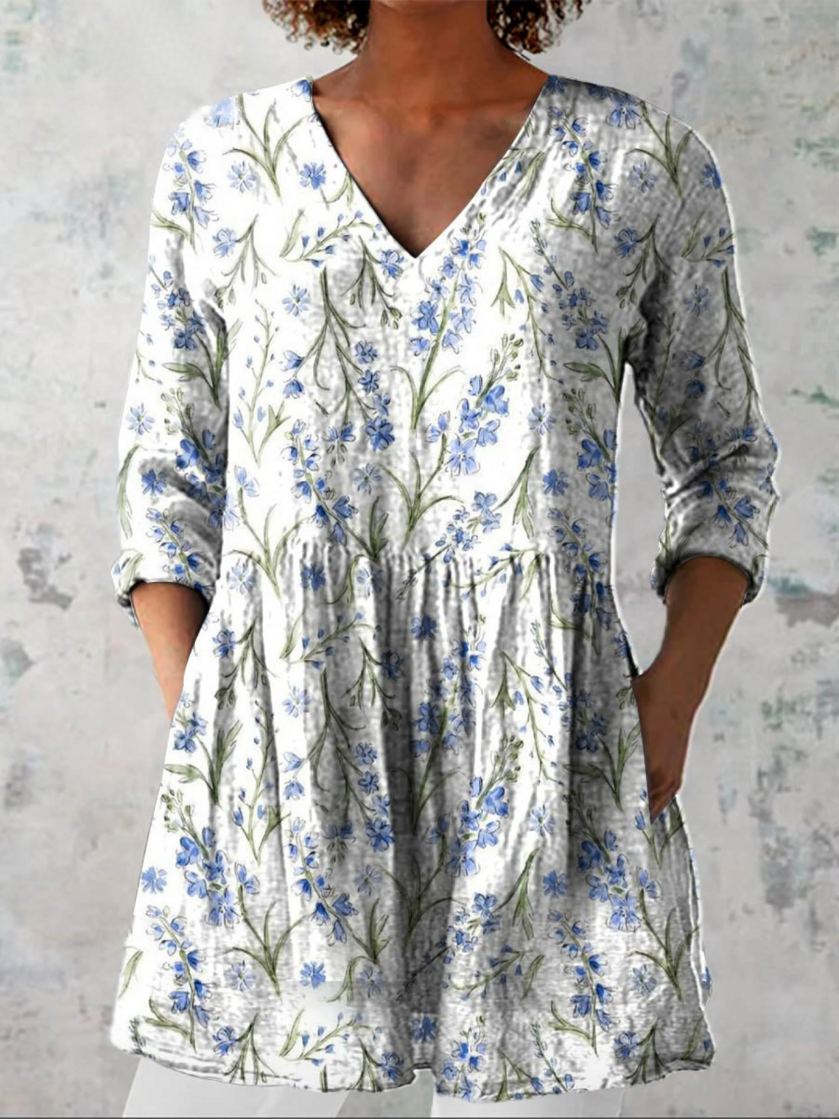 Joanna | Blue Wildflower V-Neck Tunic Top