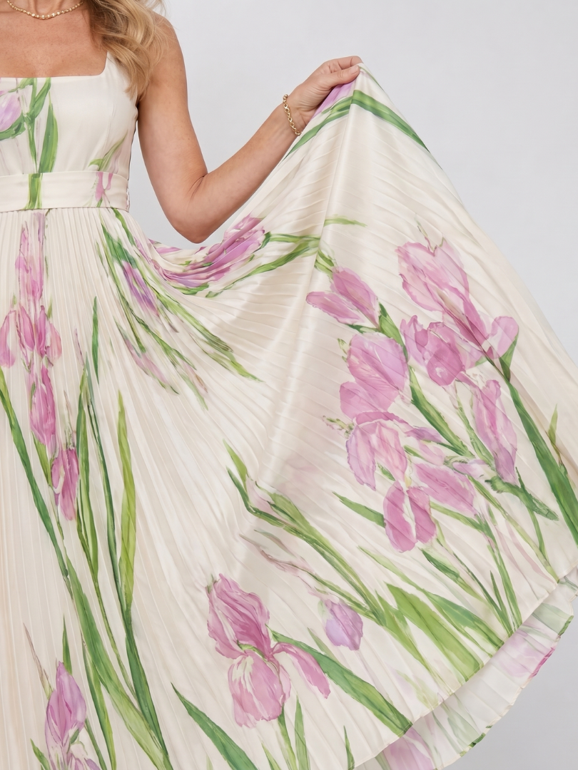 Lorraine | Tulip Print Pleated Dress