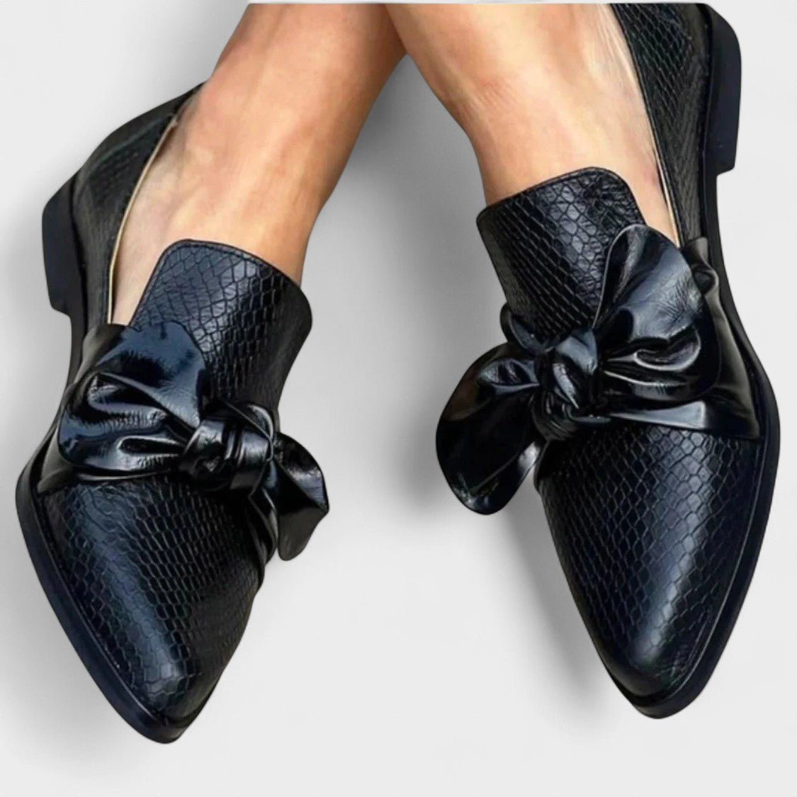 Annette | Black Bow Loafers