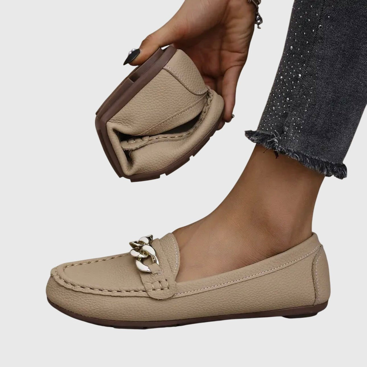 Alexandra | White Chain-Detail Loafers
