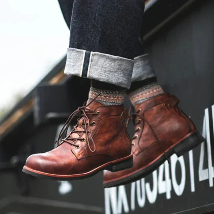 Caleb | Vintage Brown Lace-Up Boots