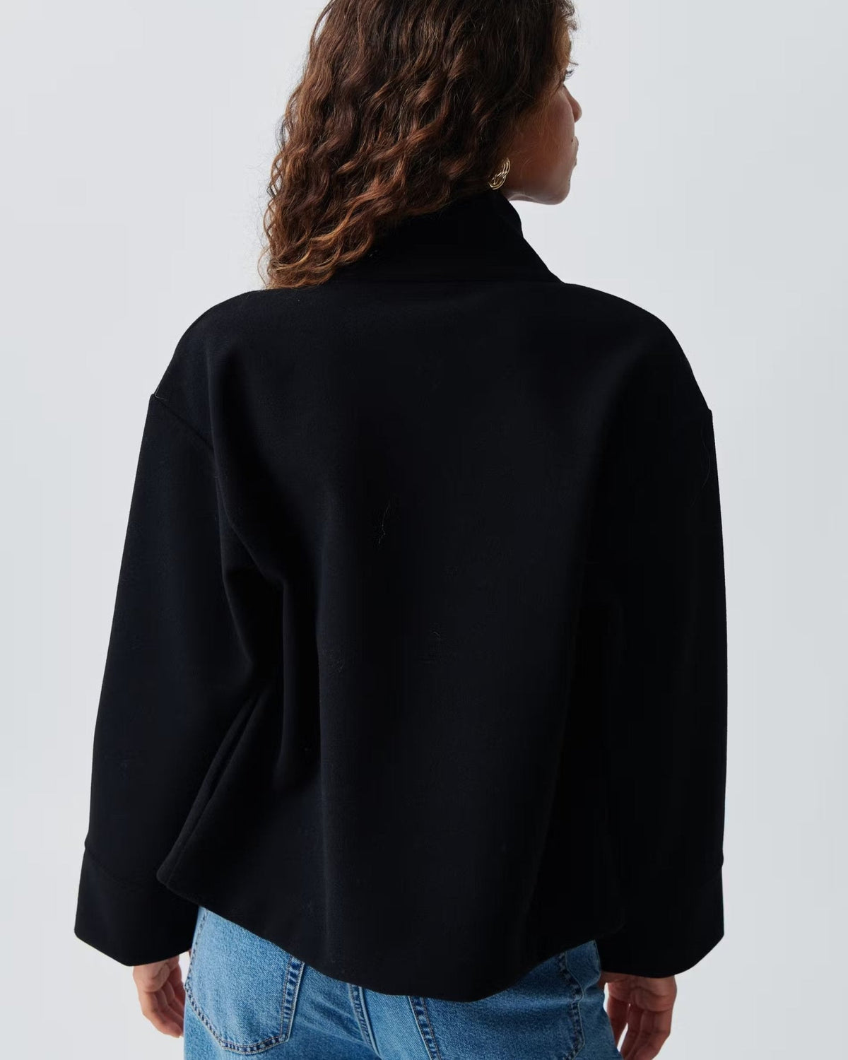 Camilla | High-Neck Button Jacket
