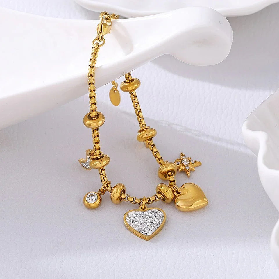 Cora | Heart Charm Bracelet