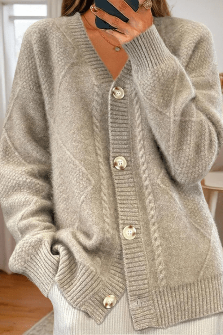 Eloise | Cream Cable-Knit Cardigan