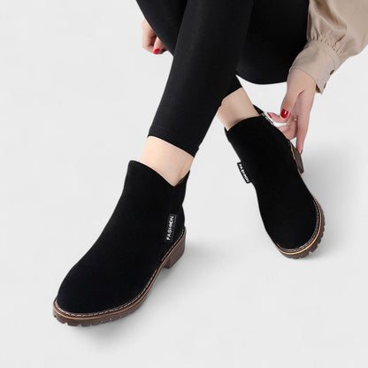 Emilia | Black Faux-Fur Lined Winter Boots