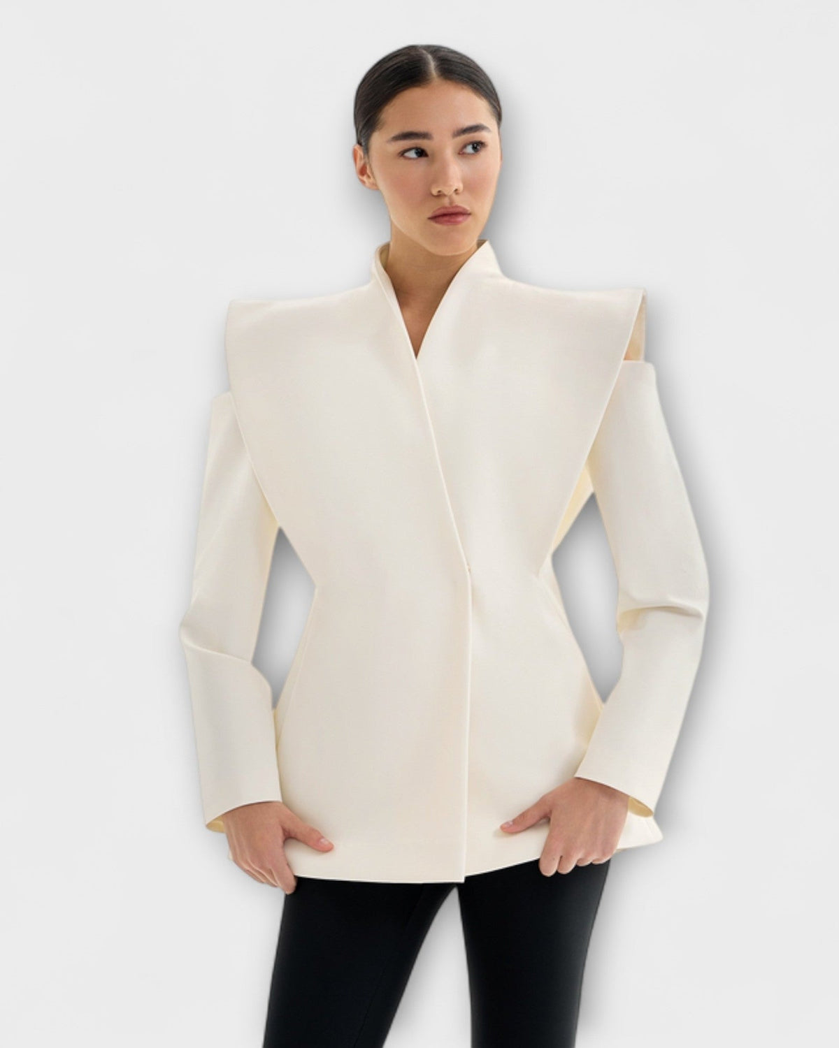 Emily | Structured Shoulder Blazer