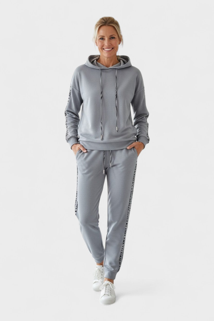 Freda | Hooded Sweatshirt & Jogger Set