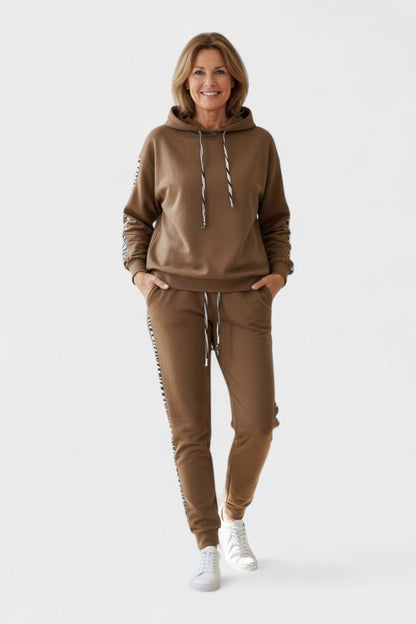 Freda | Hooded Sweatshirt & Jogger Set