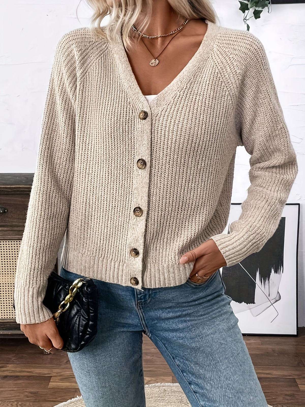 Georgie | Beige Ribbed V-Neck Cardigan