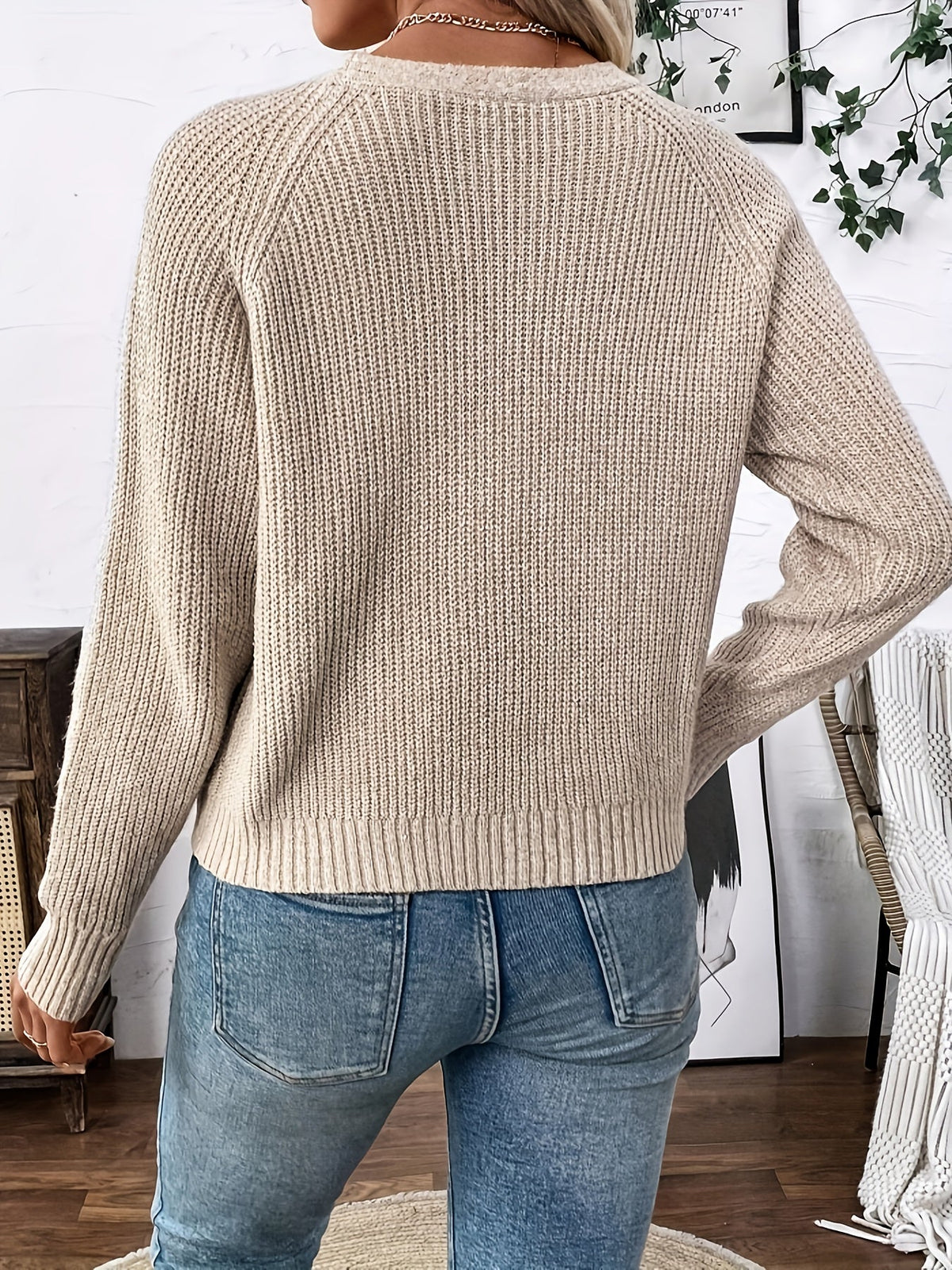 Georgie | Beige Ribbed V-Neck Cardigan