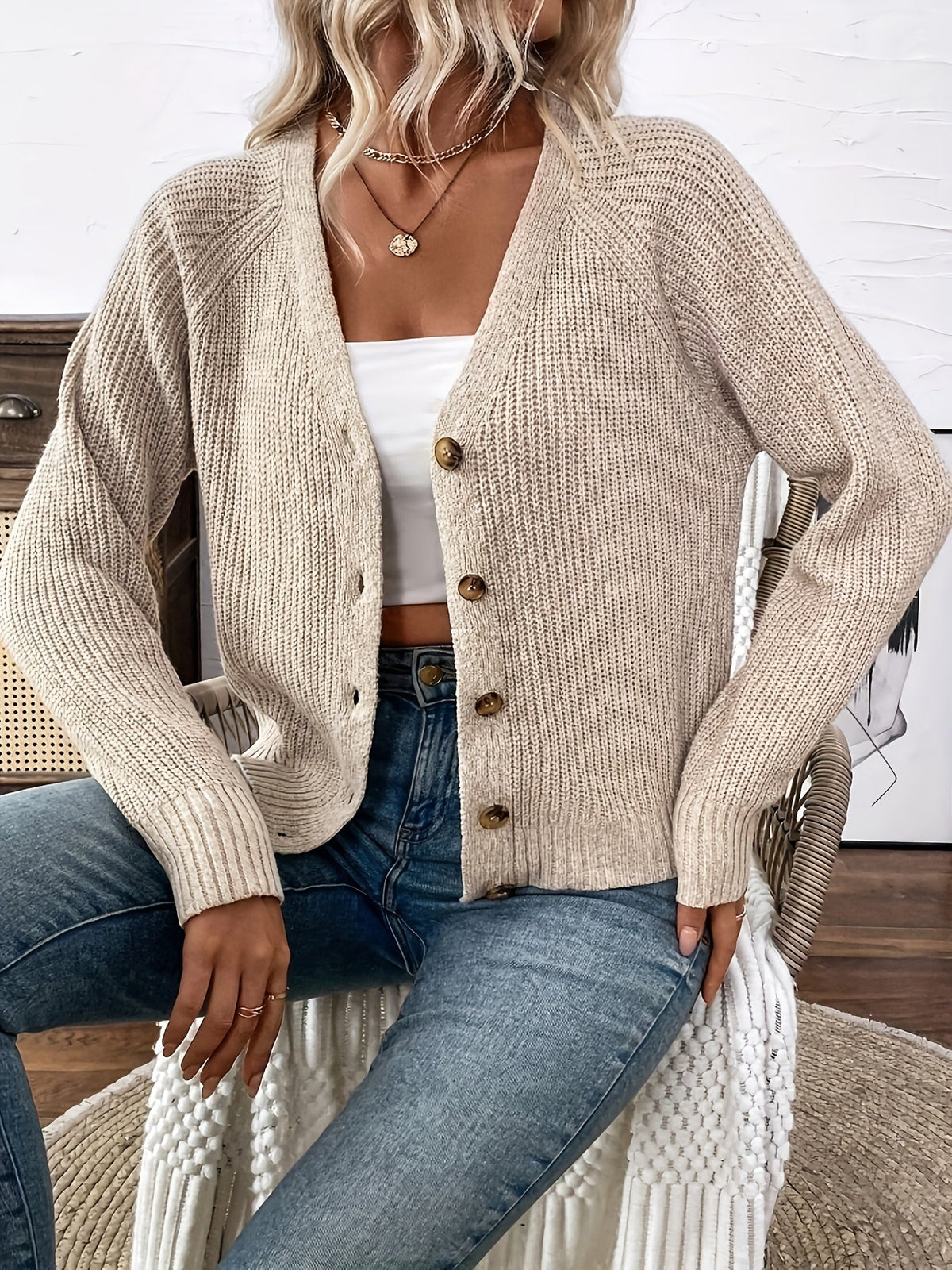 Georgie | Beige Ribbed V-Neck Cardigan