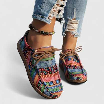 Helena | Patterned Comfort Lace-Up Shoes