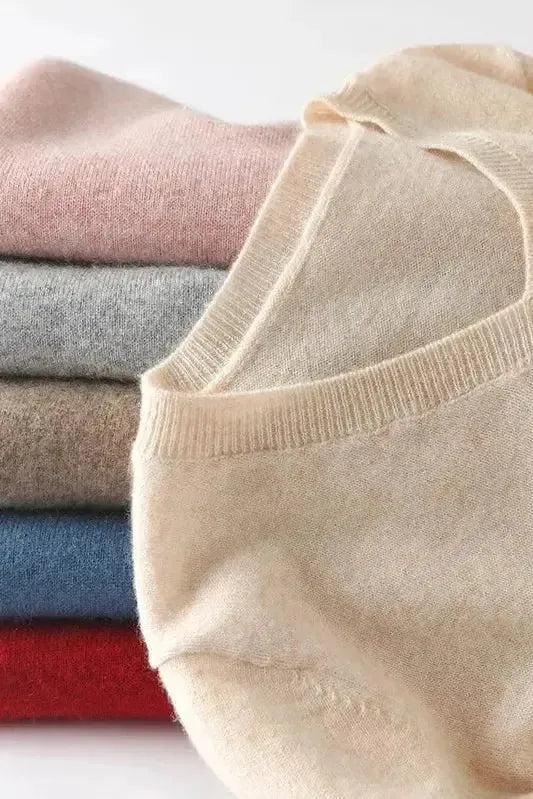 Catrin | Red V-Neck Jumper