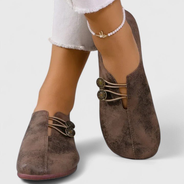 Clara | Beige Knot-Detail Loafers