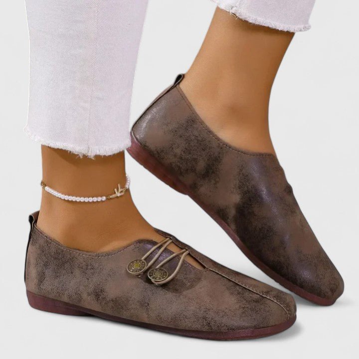 Clara | Beige Knot-Detail Loafers