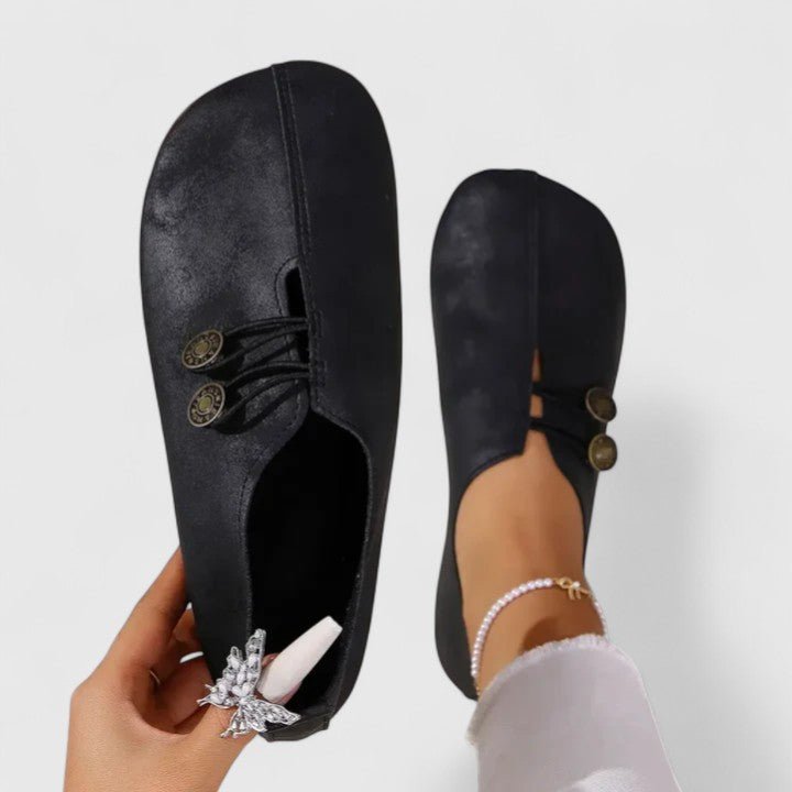Clara | Beige Knot-Detail Loafers