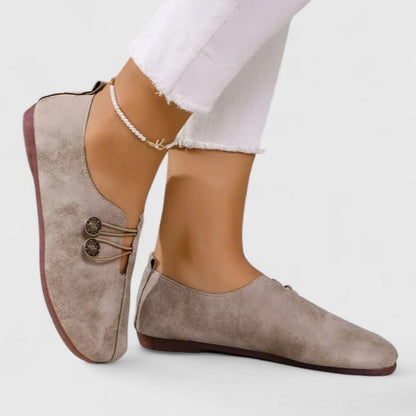 Clara | Beige Knot-Detail Loafers