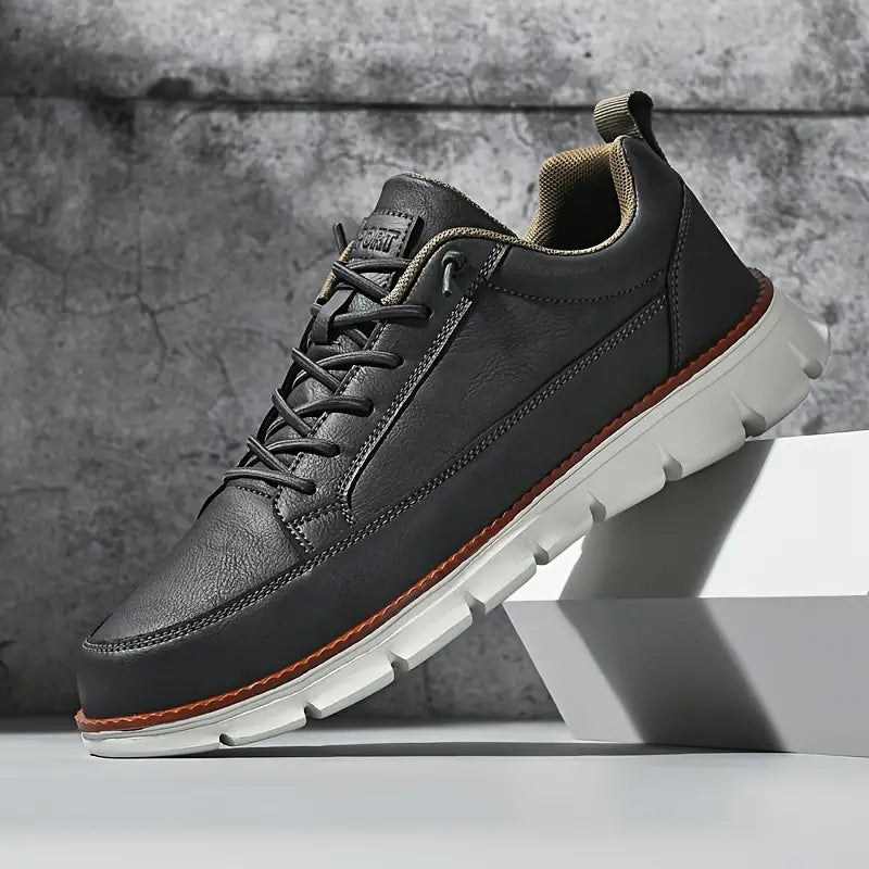 Marcus | Navy Casual Trainers