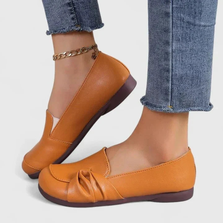 Petra | Beige Comfort Loafers