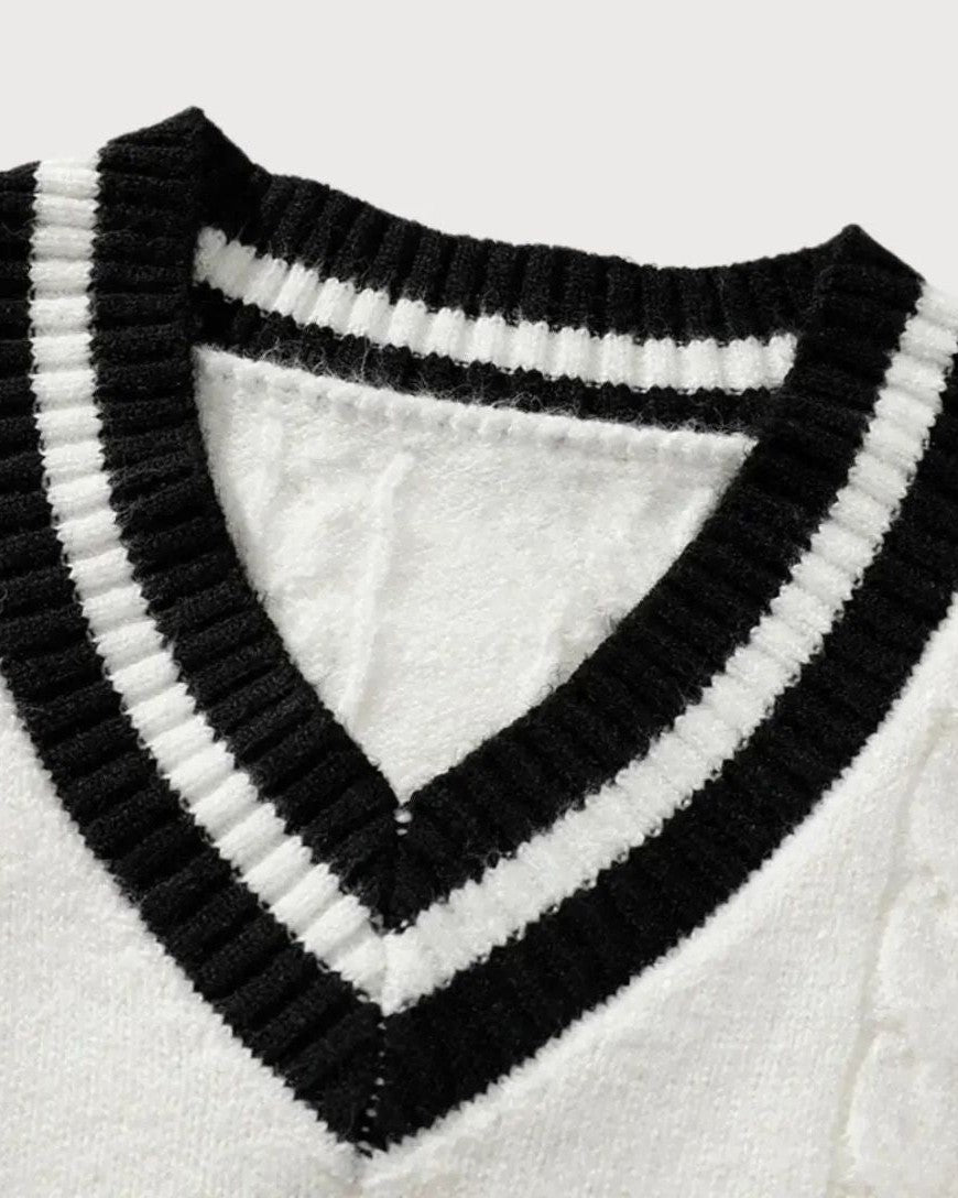 Percy | Cream V-Neck Cable-Knit Jumper