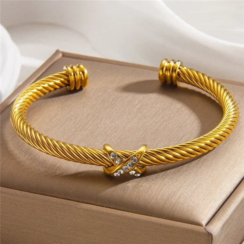Lottie | Twisted Cable Cuff Bracelet