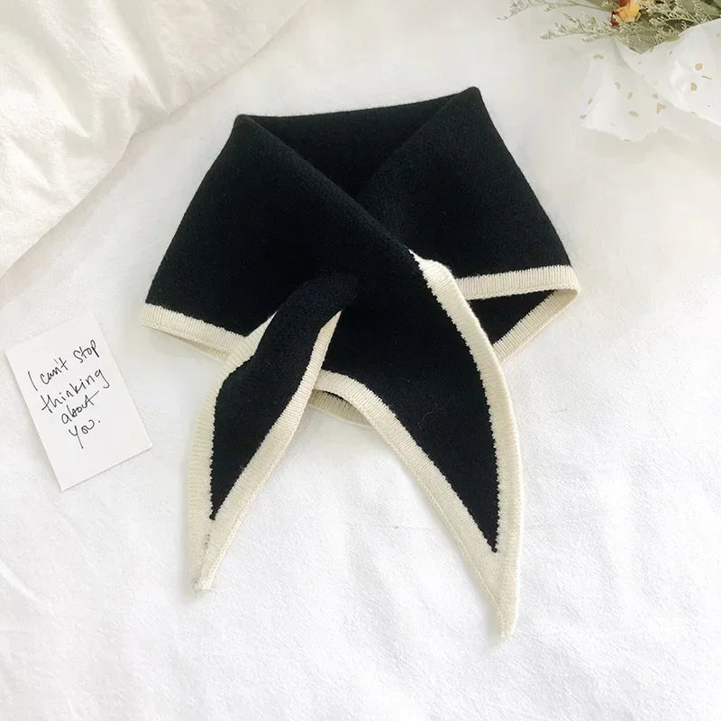 Victoria | Knitted Mini Scarf
