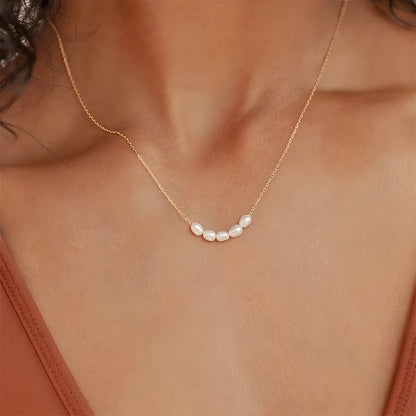 Peggy | Five Pearl Necklace