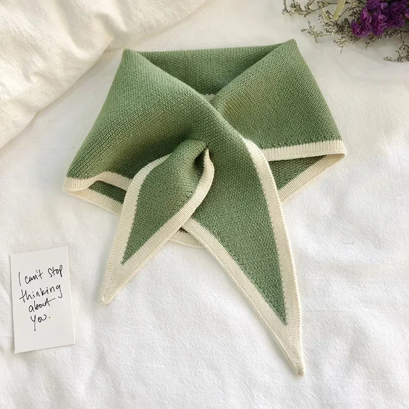 Victoria | Knitted Mini Scarf