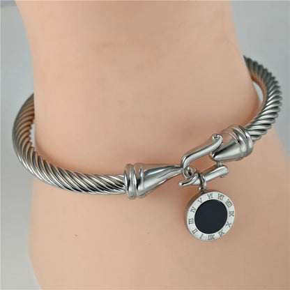 Jenny | Roman Numeral Charm Bangle