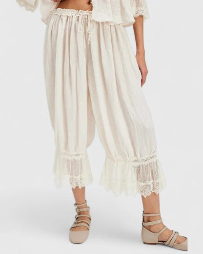Cerys | Blush Lace-Trim Cropped Trousers