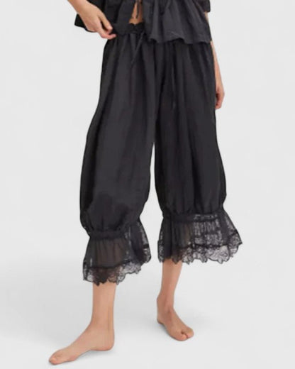 Cerys | Blush Lace-Trim Cropped Trousers