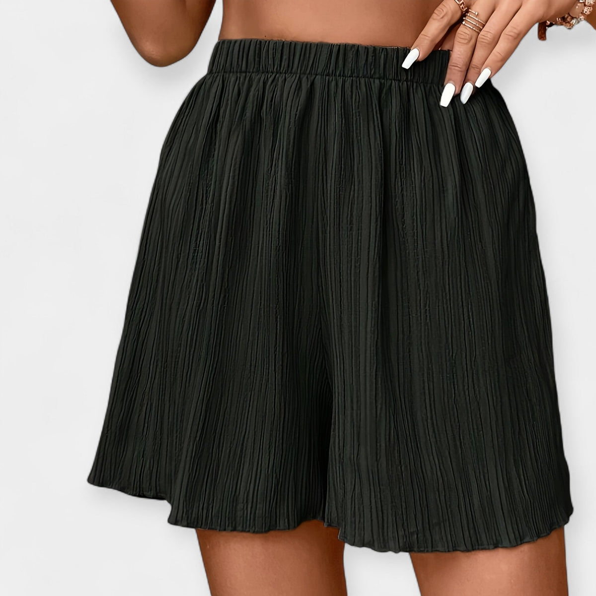 Thea | Pleated Wide-Leg Shorts