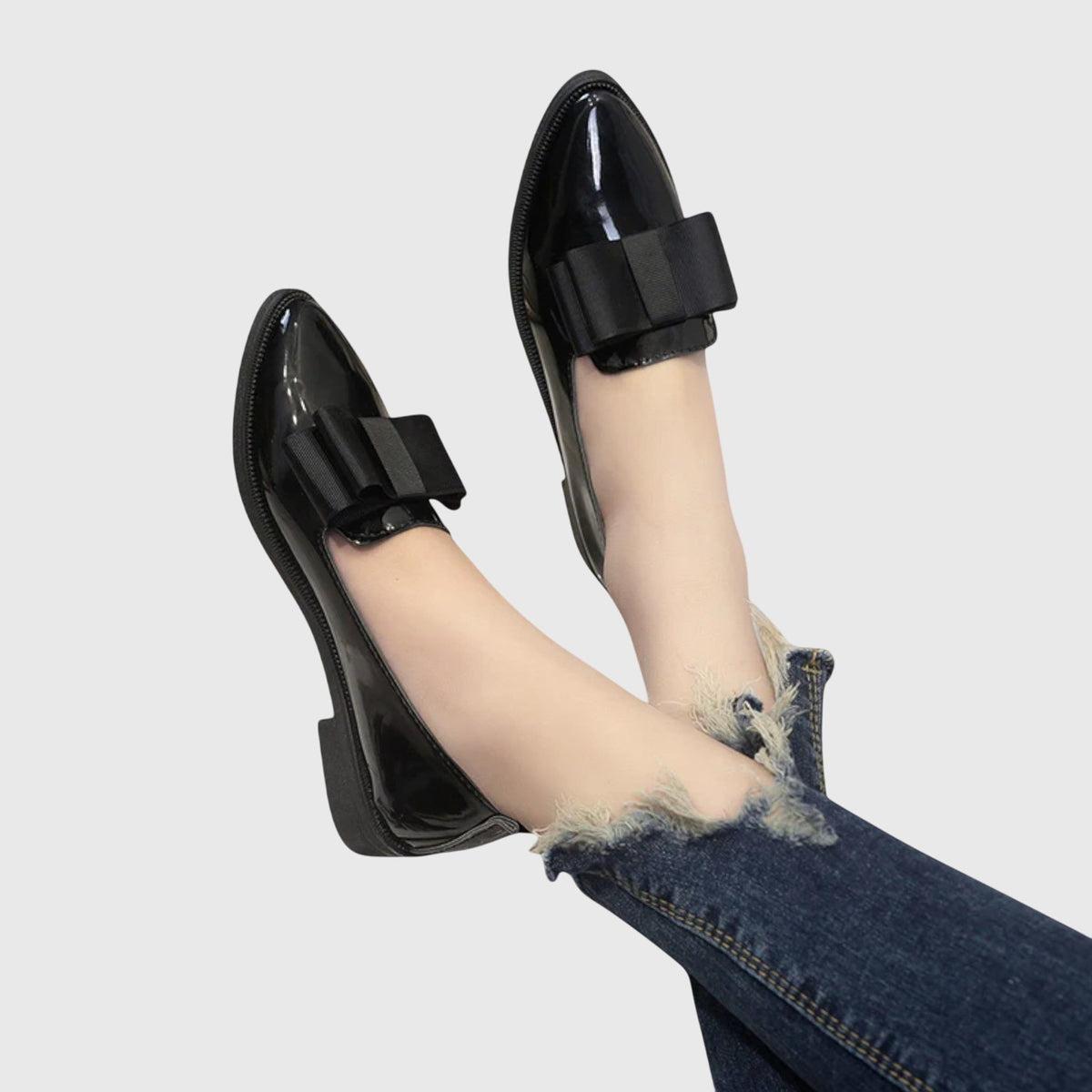 Viola | Burgundy Patent-Look Bow Loafers