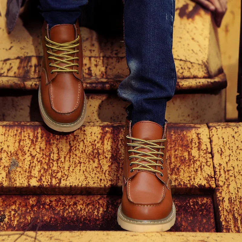 William | Burgundy Heritage Lace-Up Boots