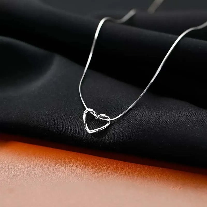 Amy | Open Heart Necklace