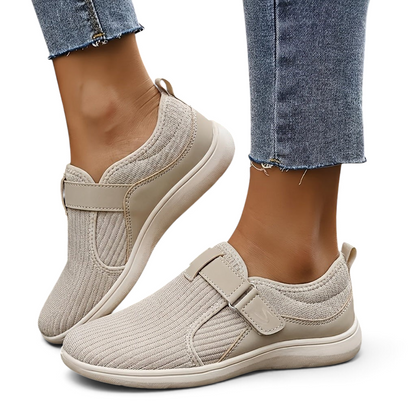 Amanda | Adjustable Wide-Fit Trainers