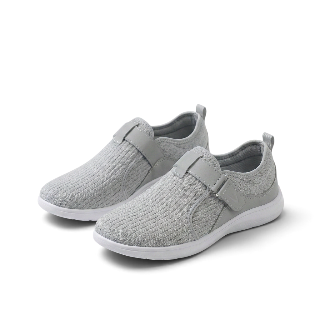 Amanda | Adjustable Wide-Fit Trainers